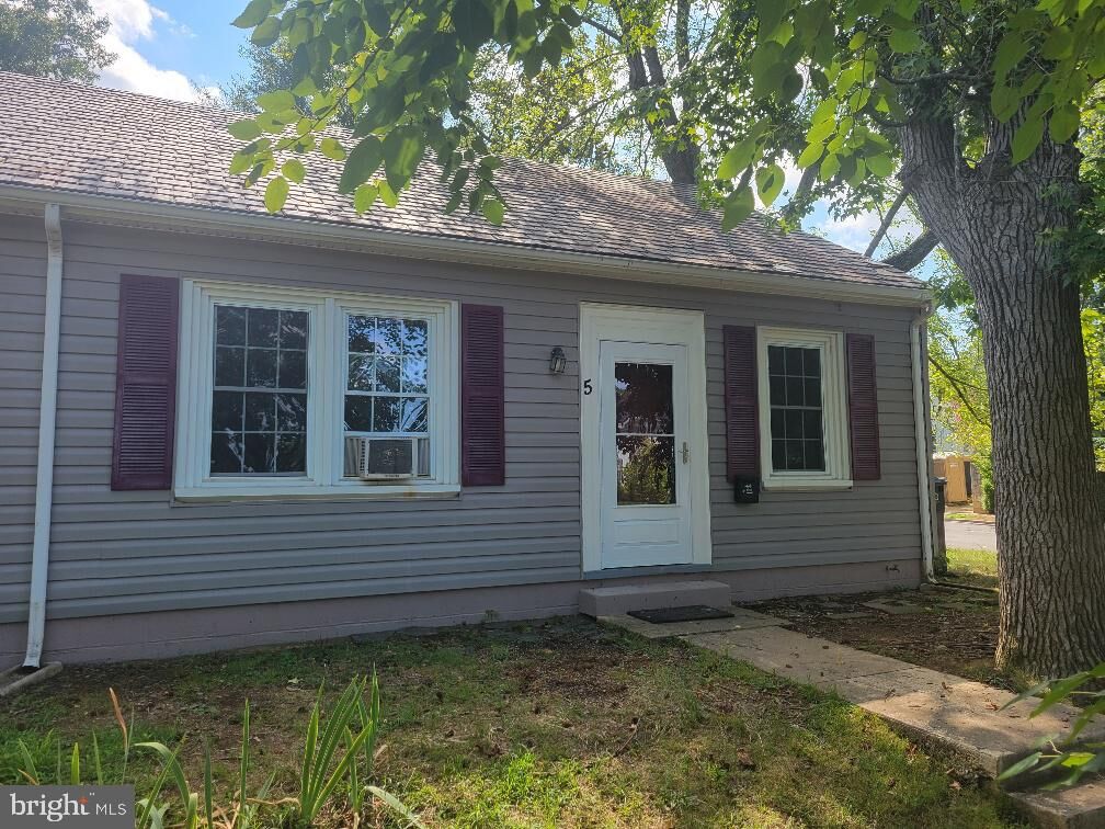 Property Photo: 1430 Franklin Street 5 VA 22401