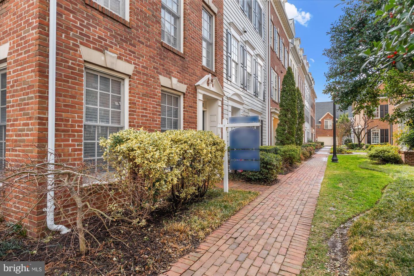 Property Photo:  306 S Fayette Street  VA 22314 