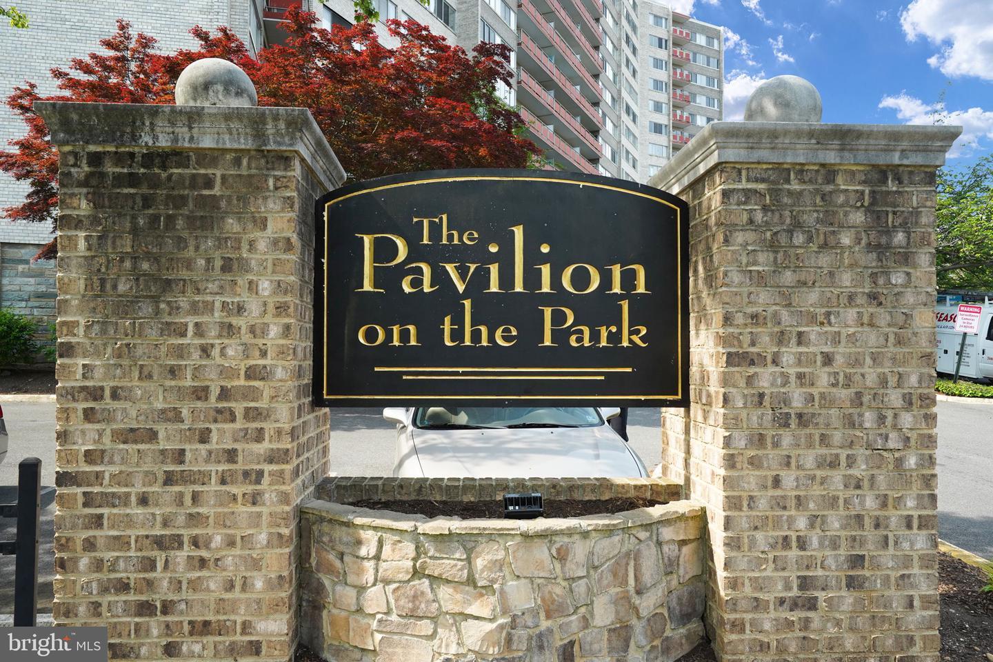 Property Photo: 5340 Holmes Run Parkway 1503 VA 22304