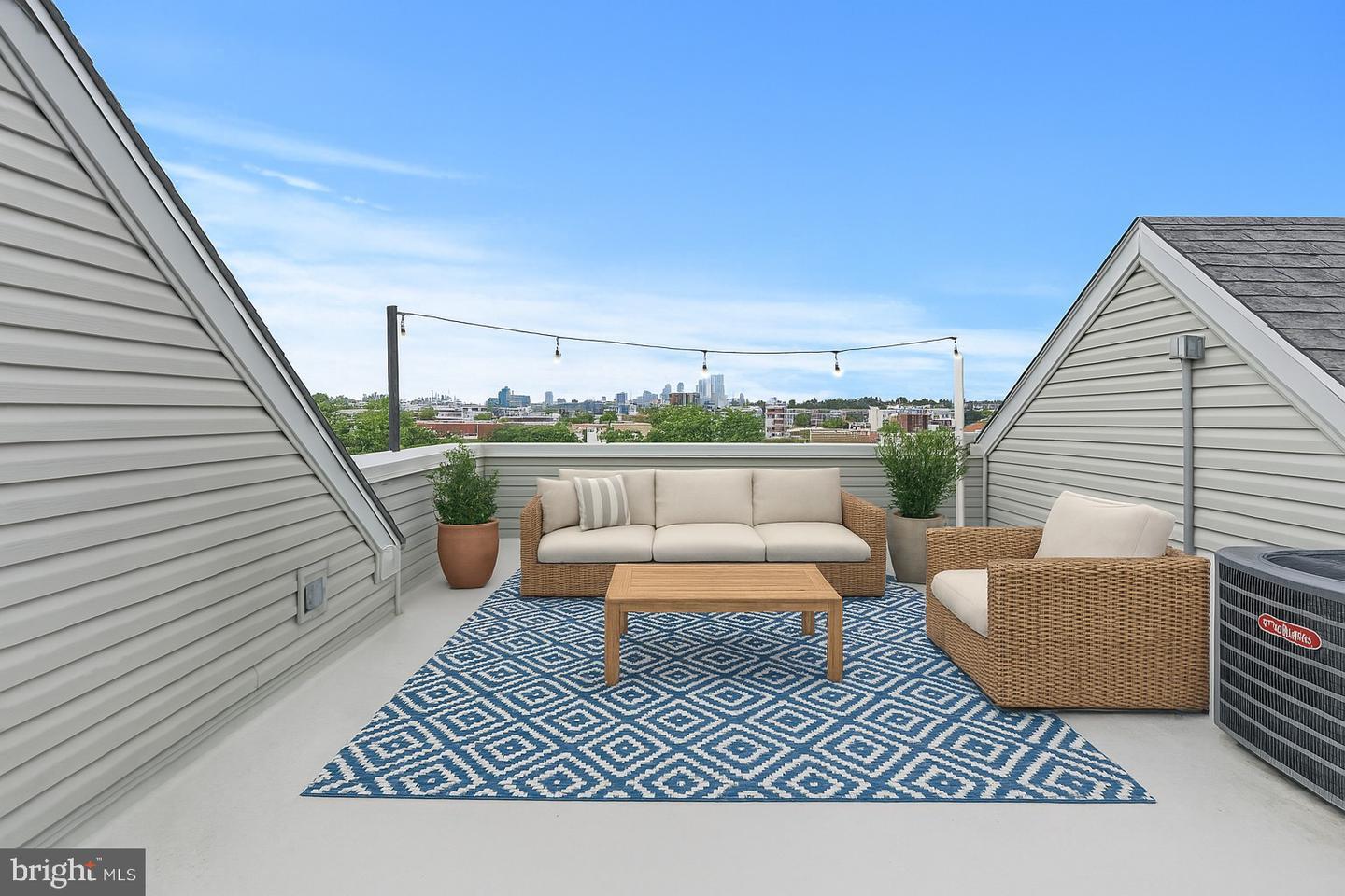 Property Photo:  2615 E Harold Street 5  PA 19125 