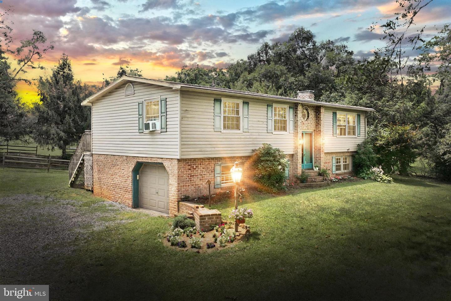 2425 East Berlin Road  East Berlin PA 17316 photo