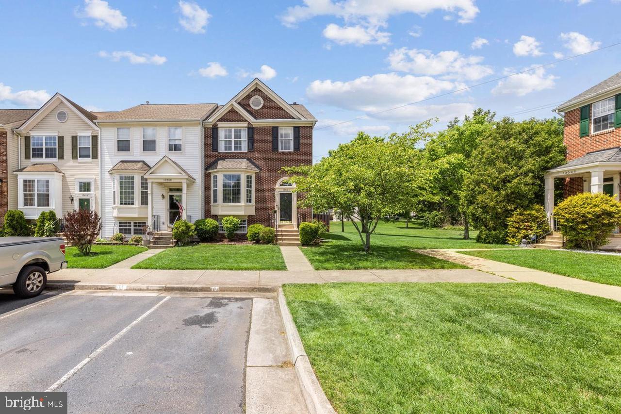 Property Photo:  13654 Shire Place  VA 20155 