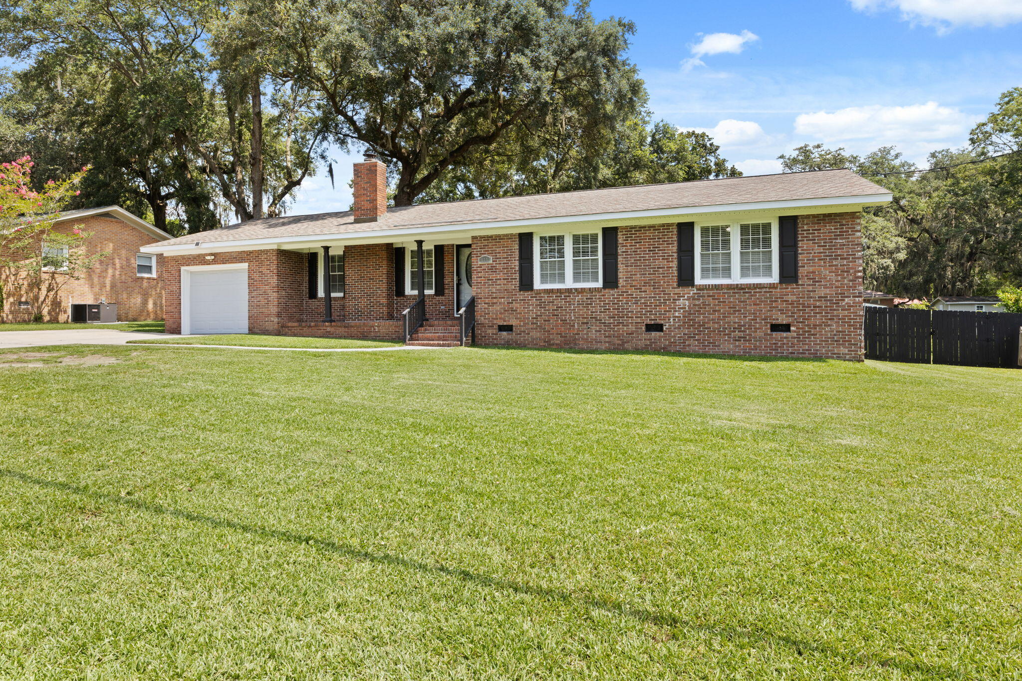 Property Photo: 111 Lamie Drive SC 29456