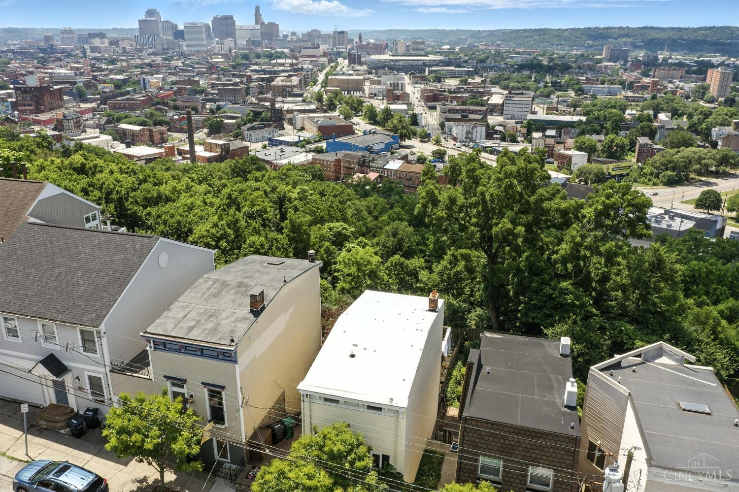 Property Photo: 305 Klotter Avenue OH 45219