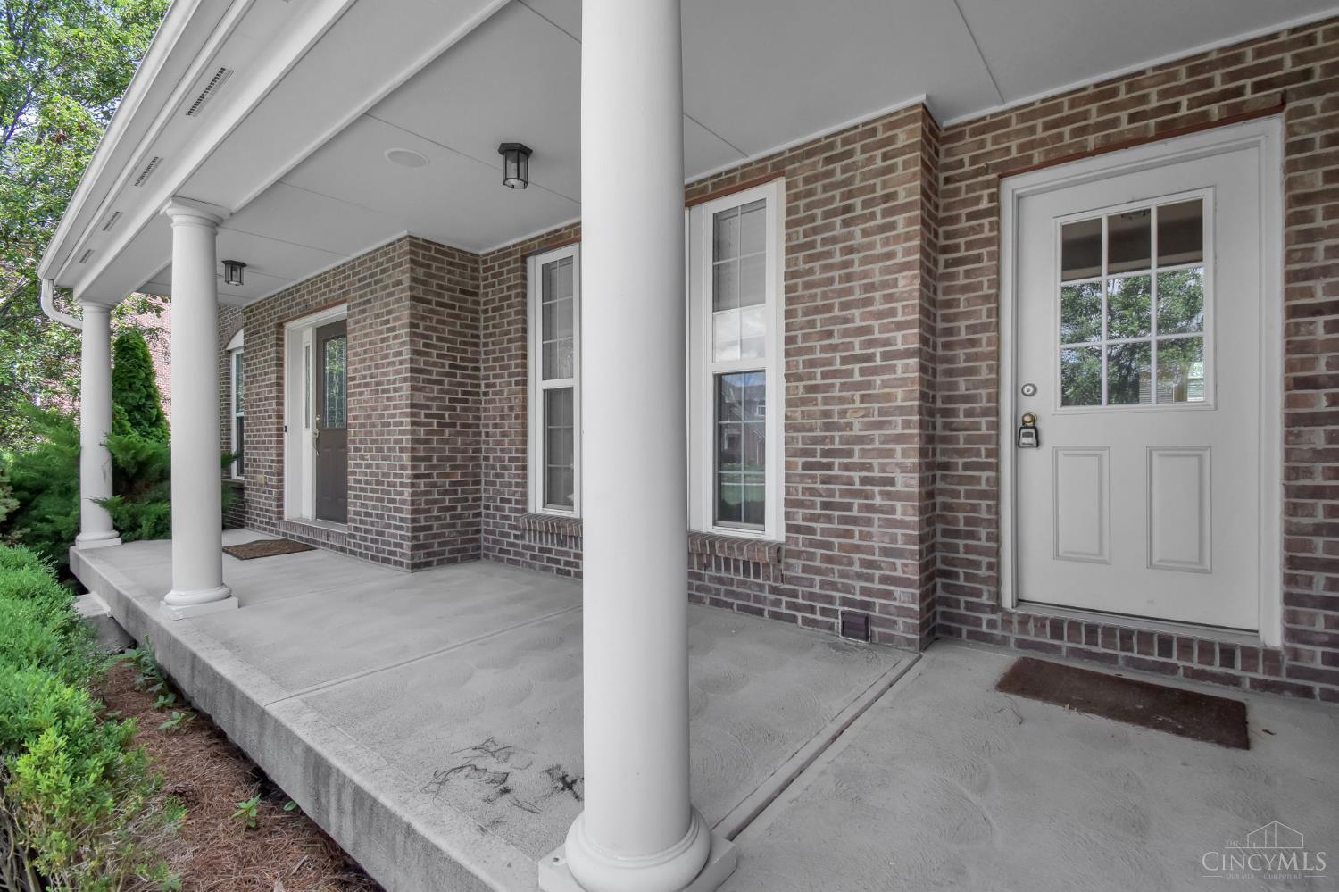 Property Photo: 3684 Stonebrooke Court OH 45040