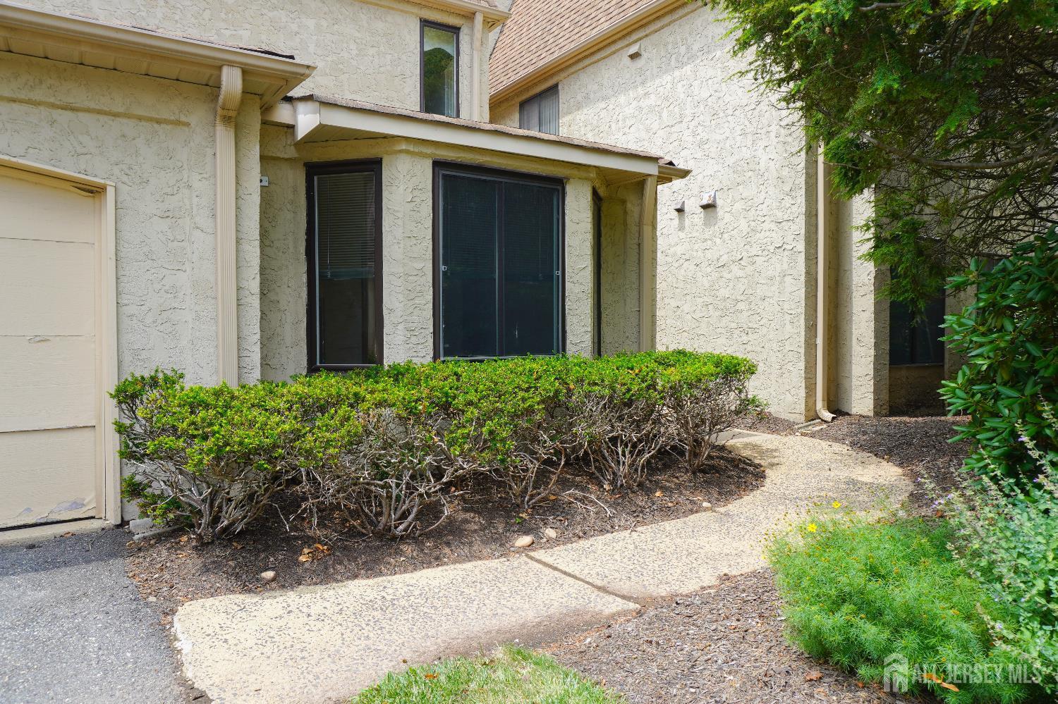 Property Photo: 14 Carriage Place NJ 08820