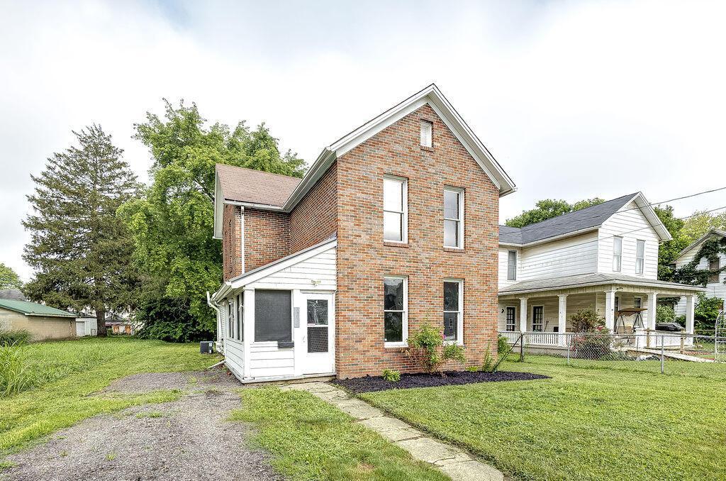 Property Photo:  211 Buckingham Street  OH 43055 