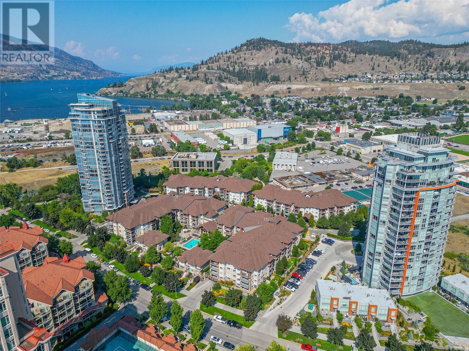 Property Photo: 1093 Sunset Drive 105 BC V1Y 9Z4