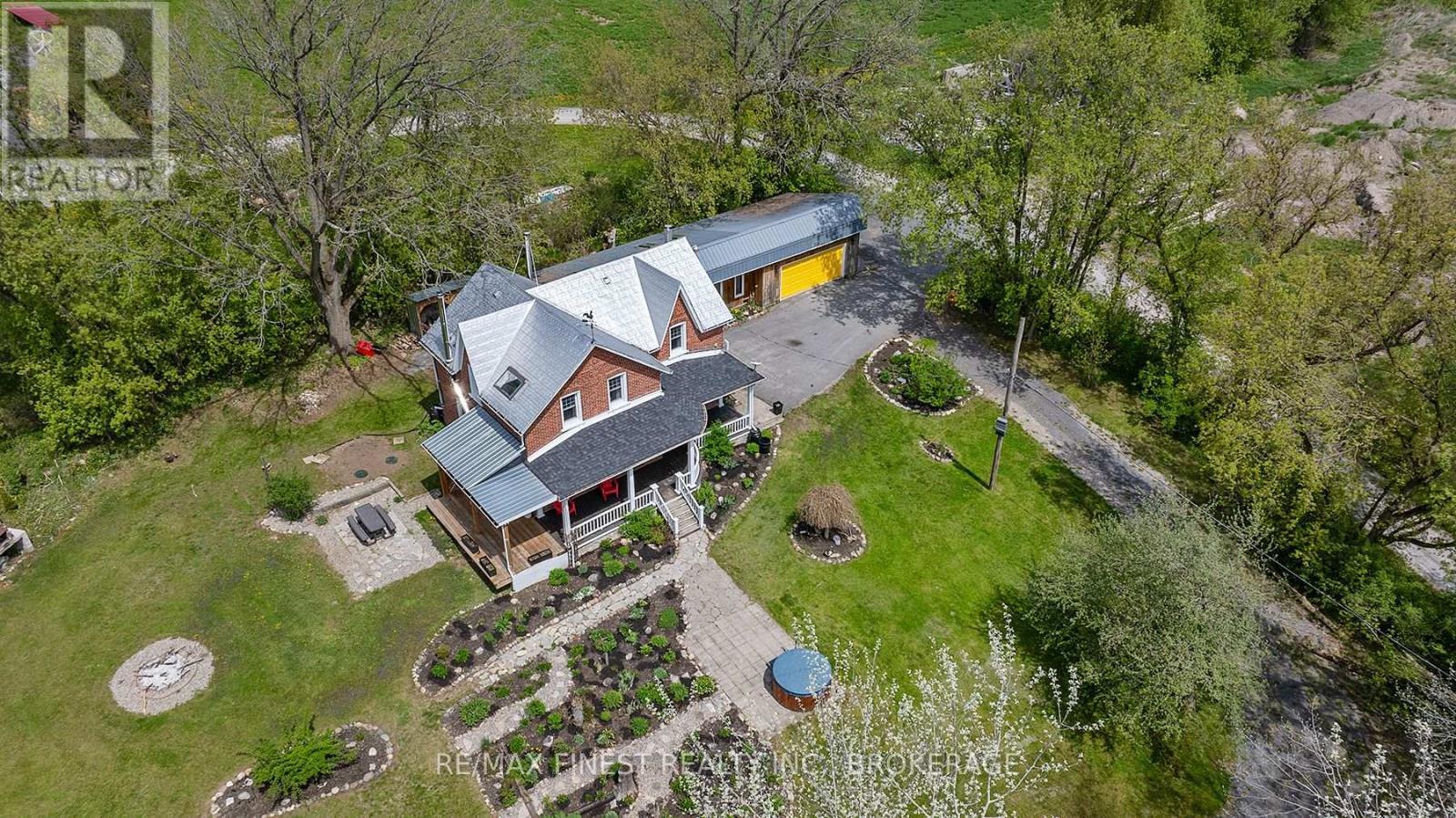 Property Photo: 259 County Road 17 ON K0K 2S0