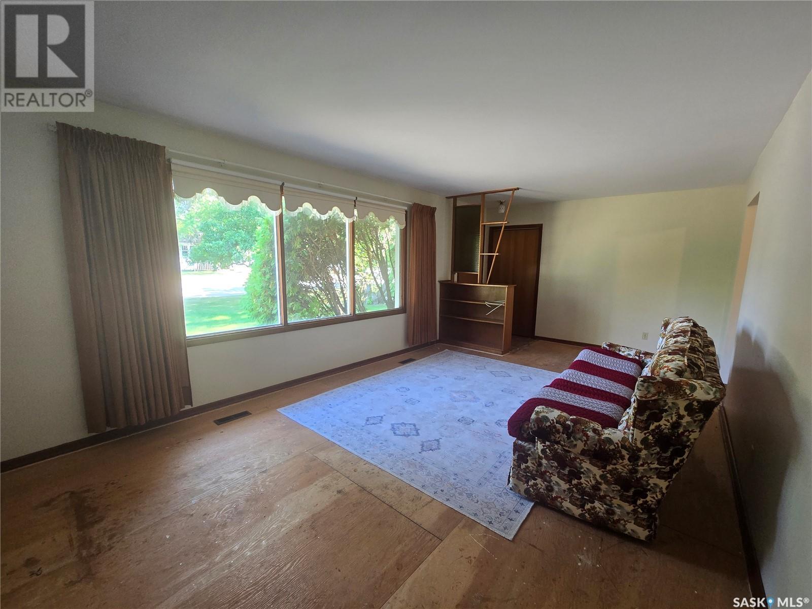 Property Photo: 128 Main Street SK S0G 4T0