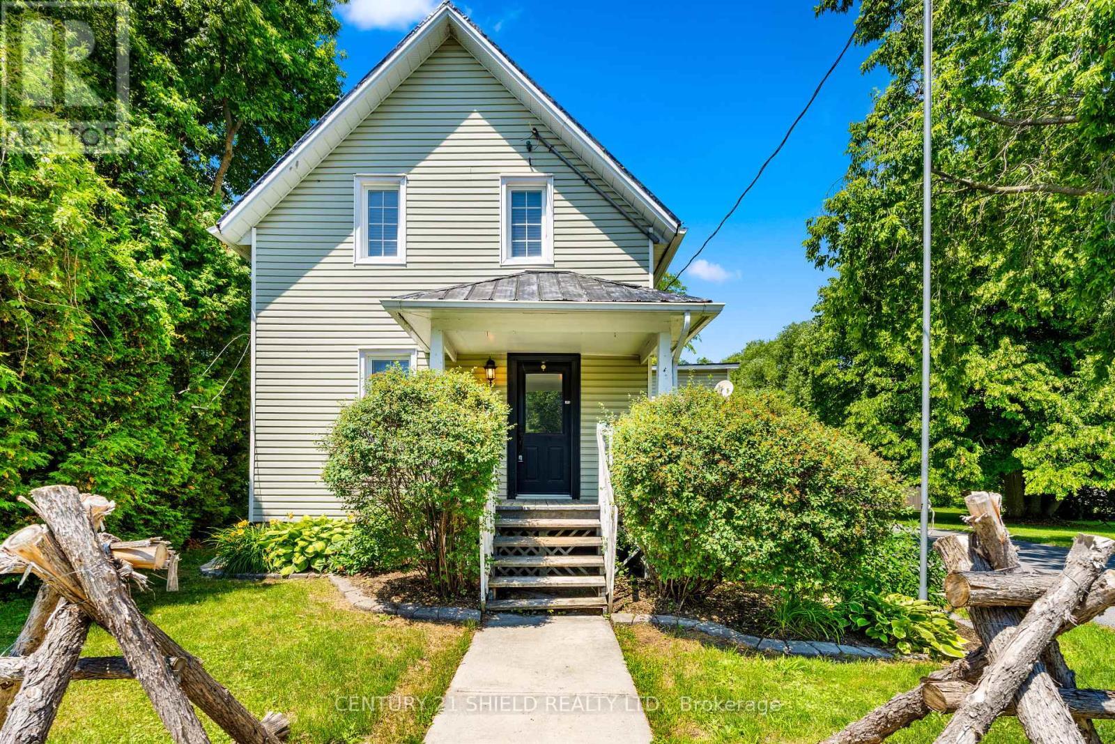 Property Photo: 23 Mechanic Street East ON K0C 1T0