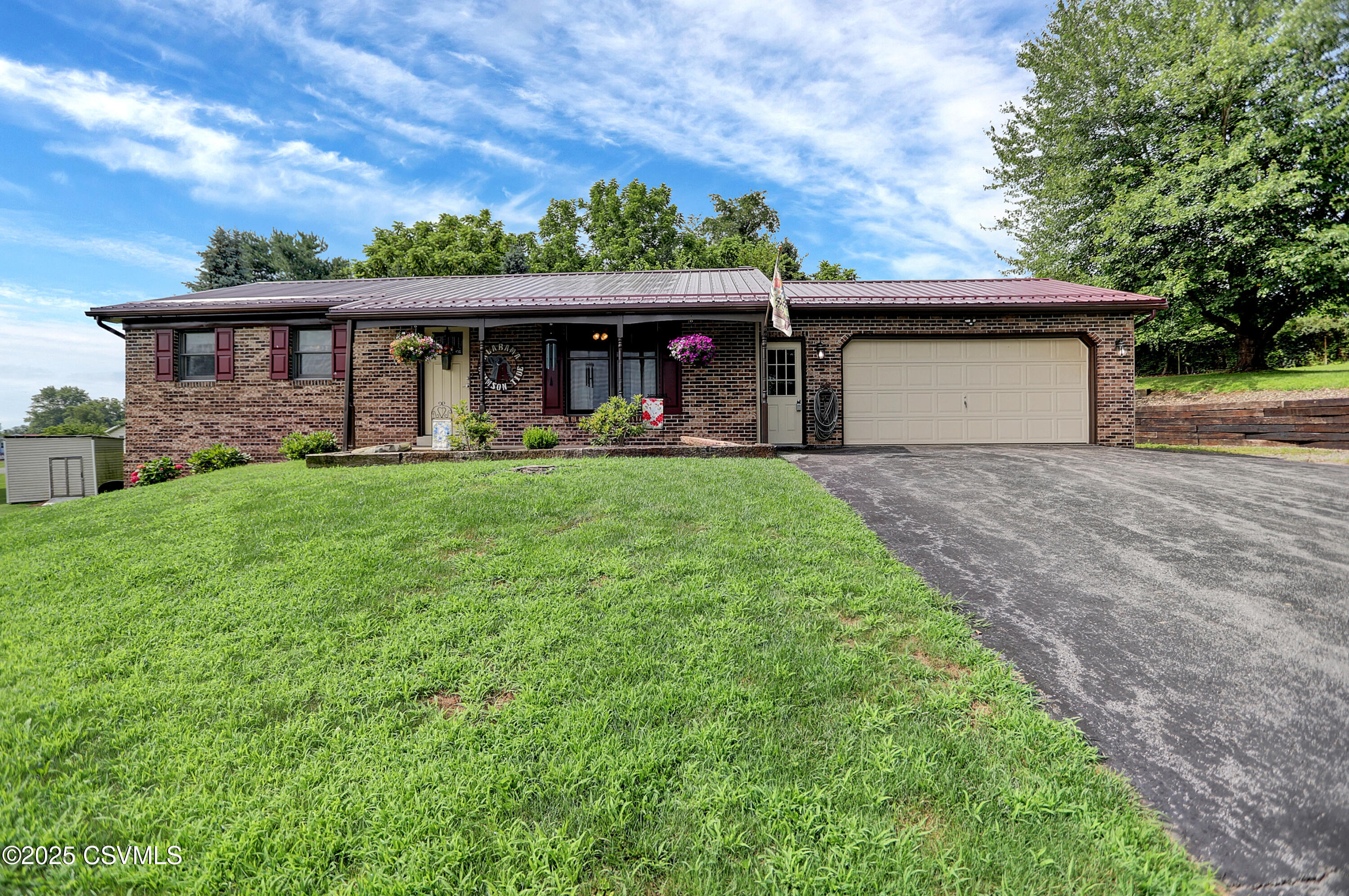 9 Hafer Circle  New Columbia PA 17856 photo
