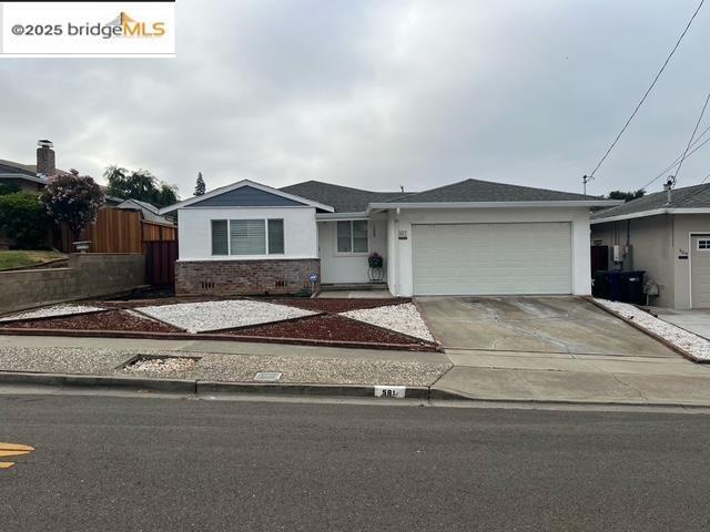 Property Photo: 581 Fairway Street CA 94544