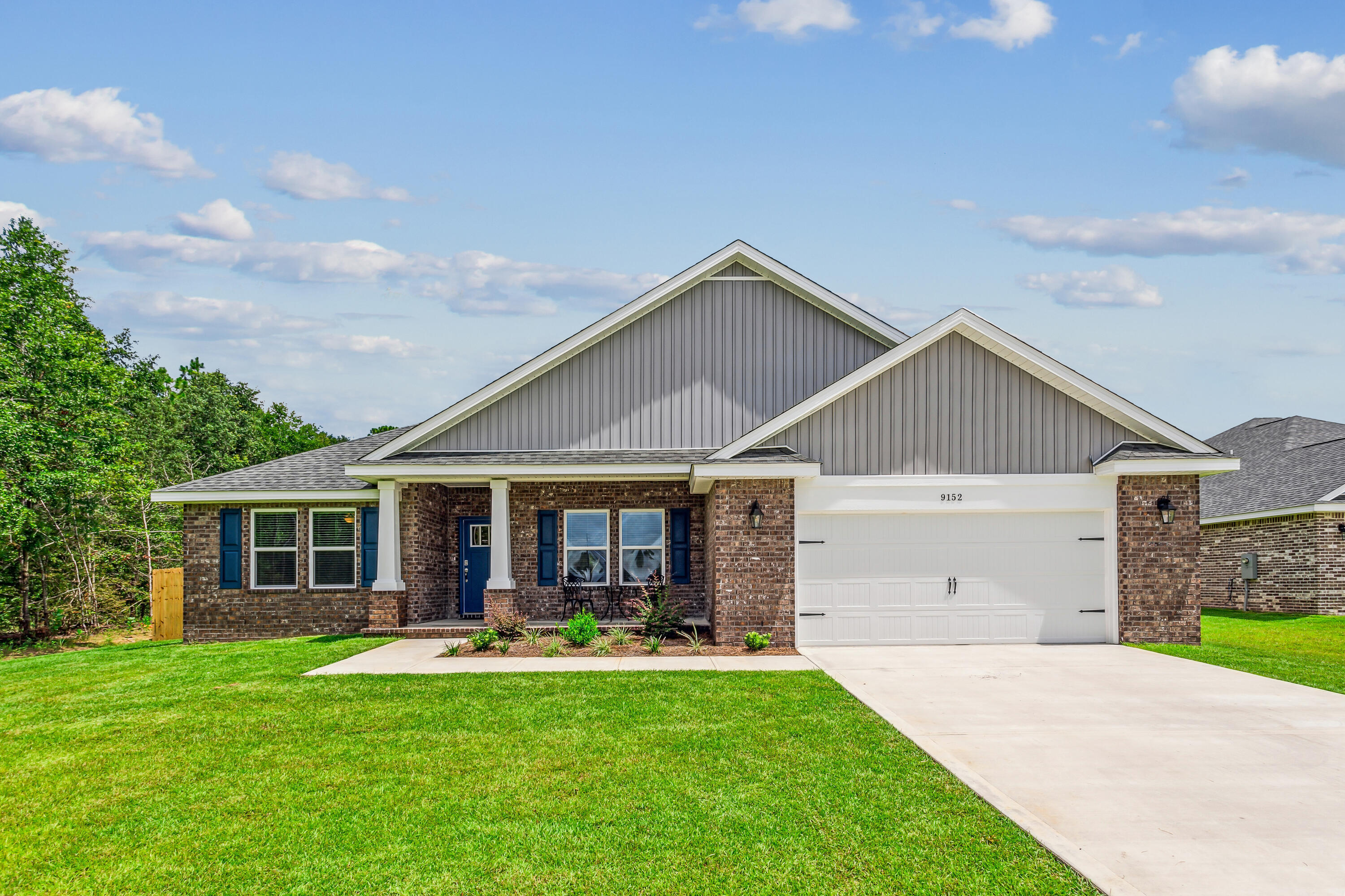 Property Photo: 8440 Cape Horn Drive FL 32583