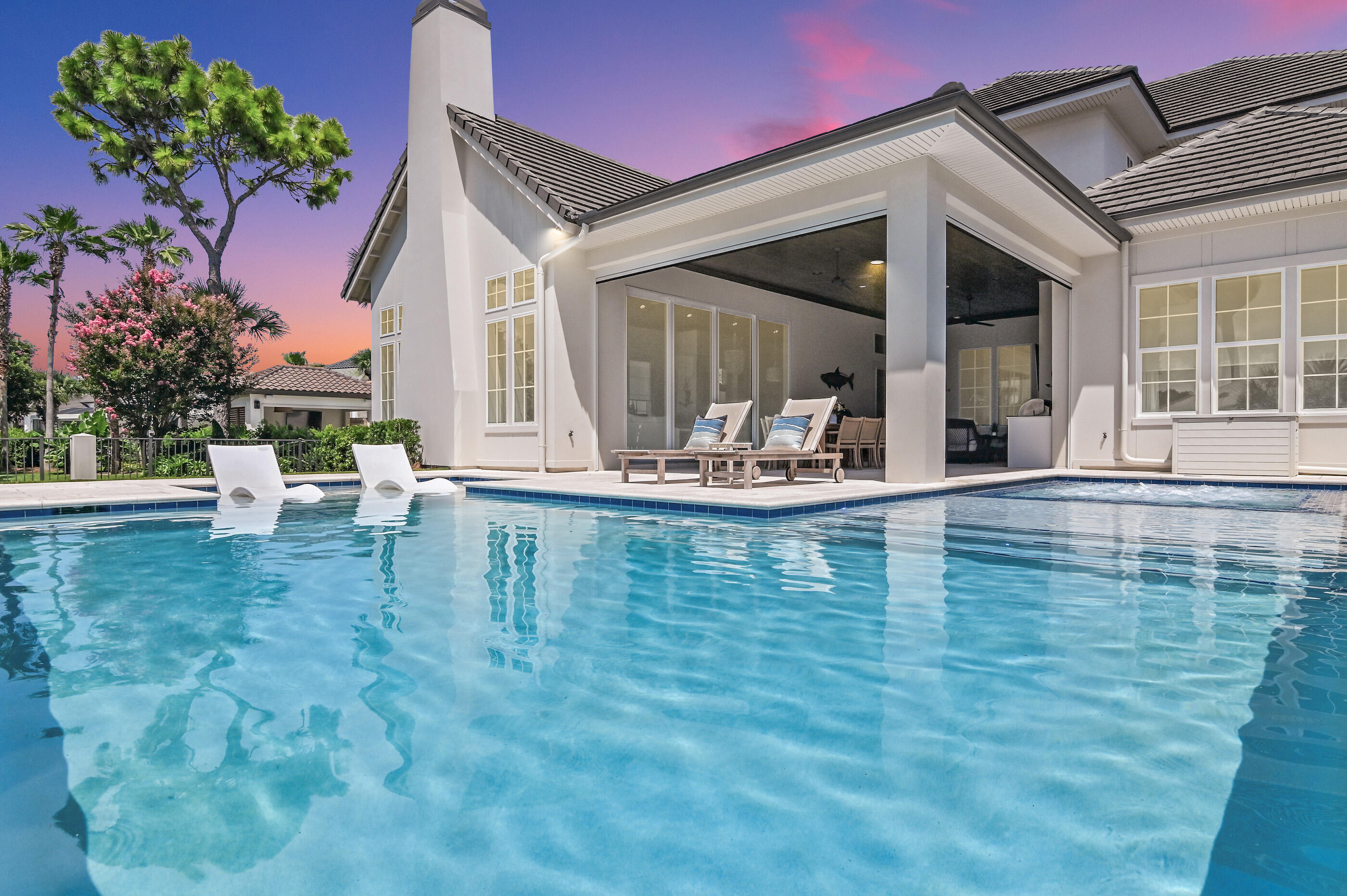 Property Photo: 298 Corinthian Place FL 32541