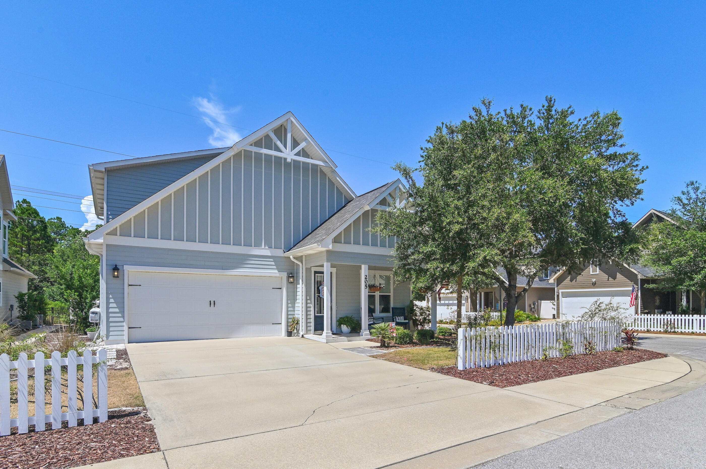 Property Photo: 205 Emma Grace Lane FL 32459