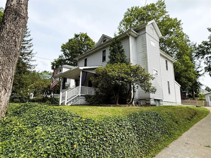 Property Photo:  566 Walnut Street  PA 16335 