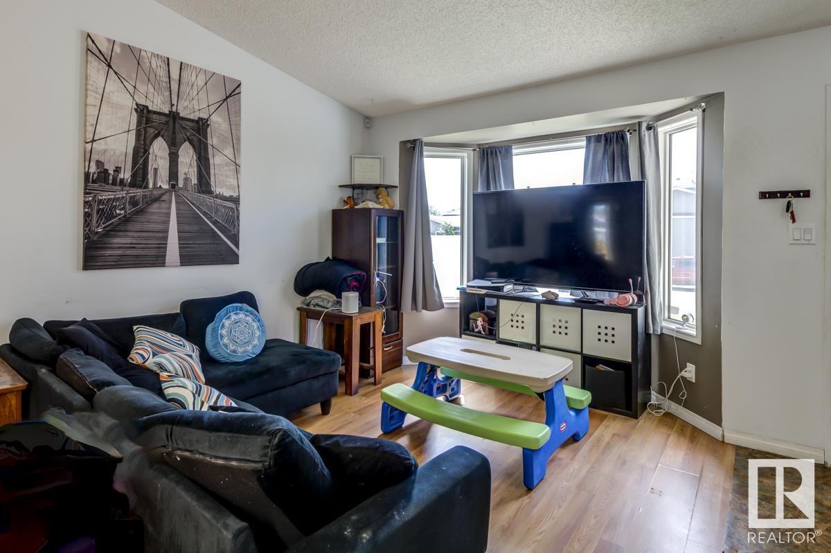 Property Photo: 1920 152 Avenue NW AB T5R 2R7