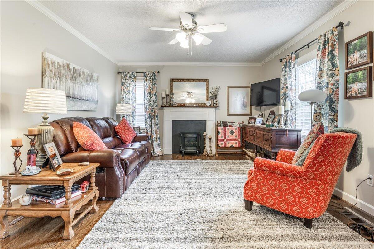 Property Photo: 615 S Moore Road TN 37412