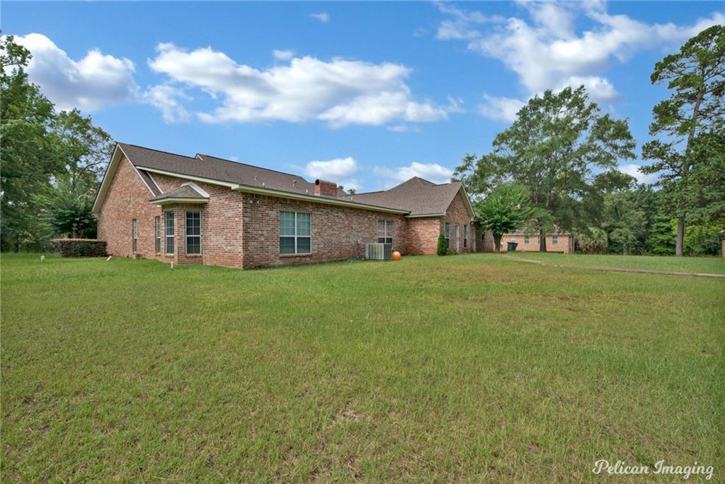 Property Photo: 5964 Highway 6 Highway LA 71457
