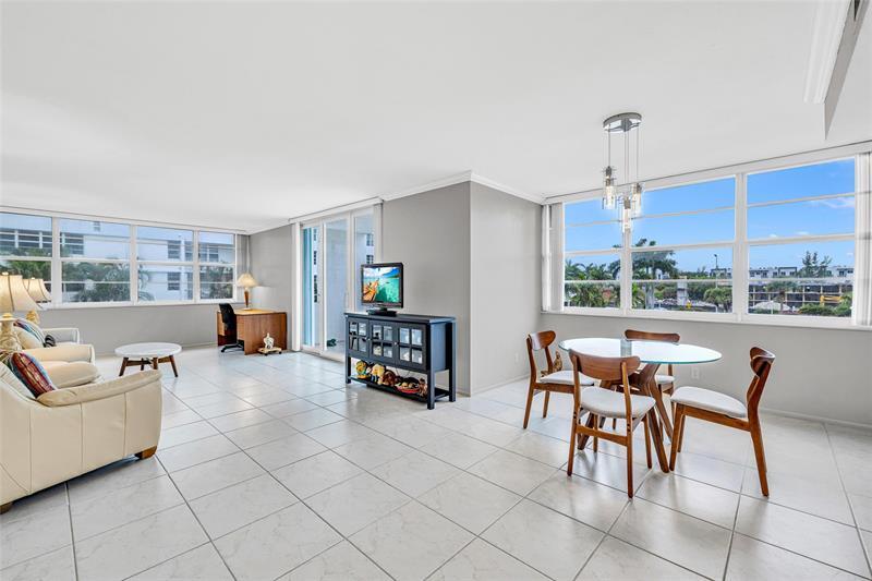 Property Photo:  1170 N Federal Hwy 312  FL 33304 