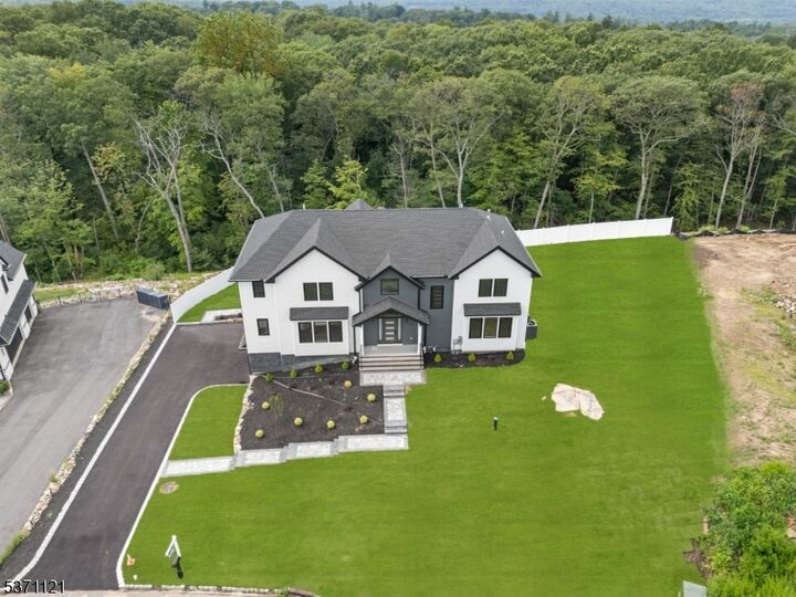 Property Photo:  91 Heritage Dr  NJ 07480 