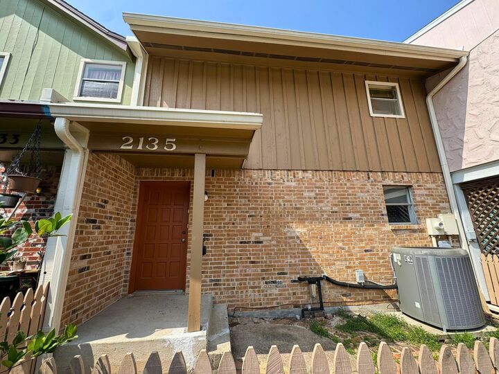 Property Photo:  2135 Casa Rio Circle  TX 77539 