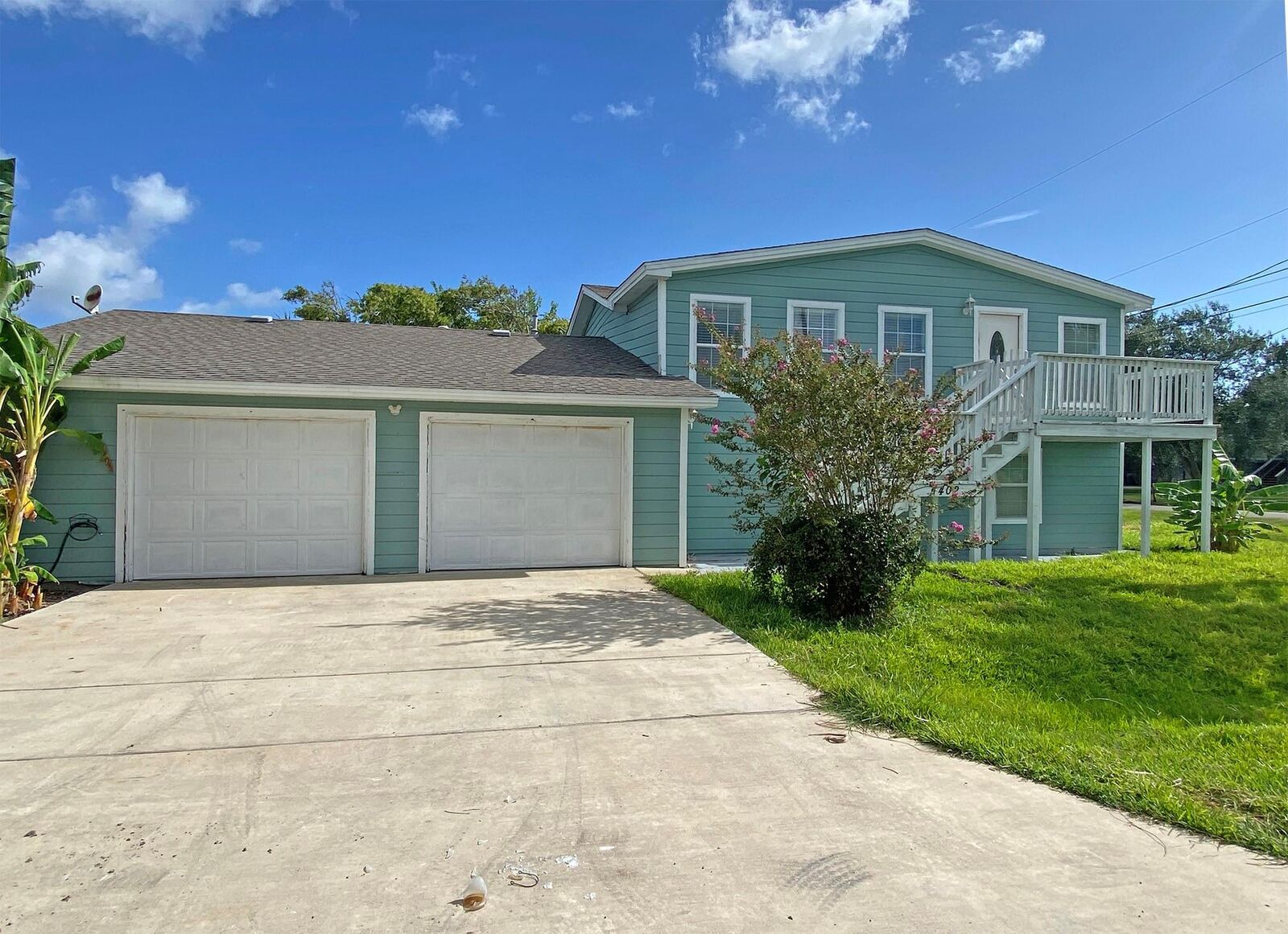 Property Photo: 1402 Avenue K TX 77539
