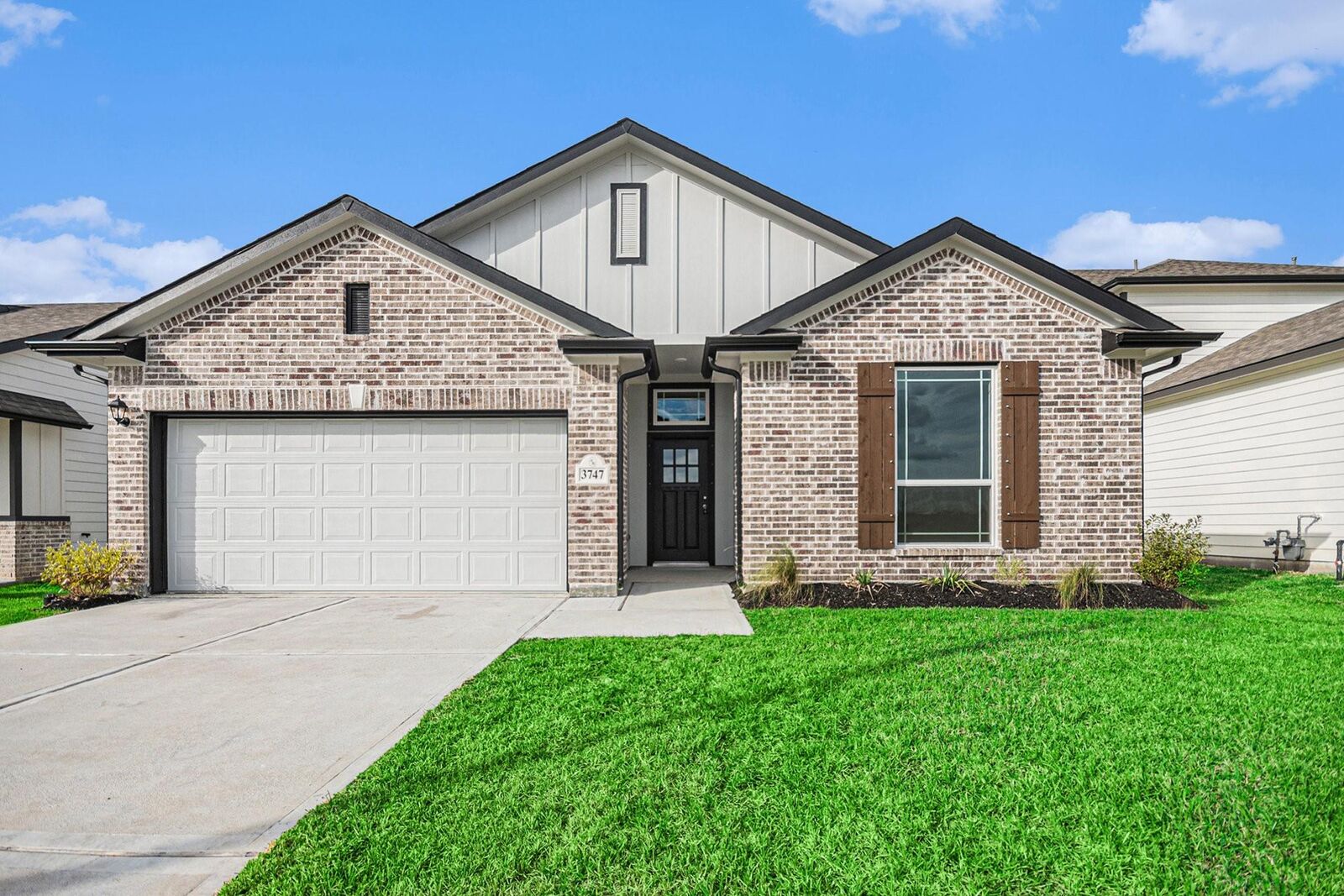 Property Photo: 3747 Crawford Street TX 77414