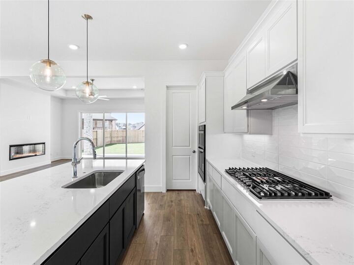 Property Photo:  7310 Shady Pecan Lane  TX 77441 