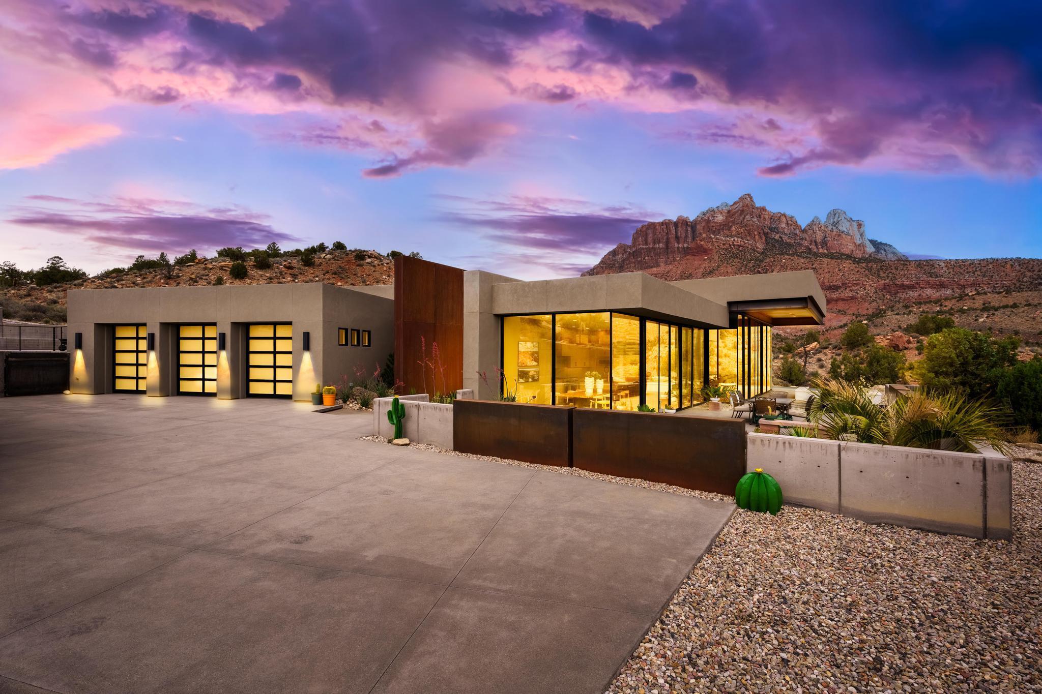Property Photo:  2542 Anasazi Way  UT 84767 