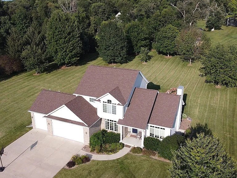 Property Photo: 2279 Pheasant Ridge Lane IA 50010