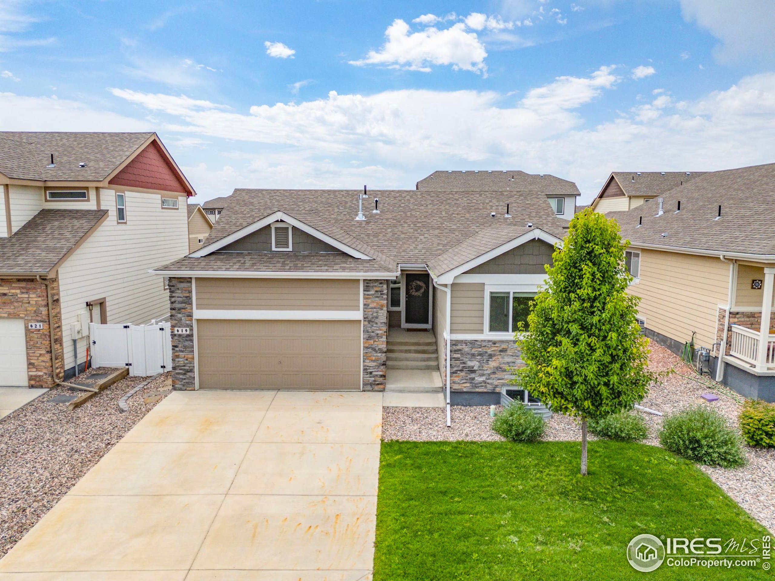 Property Photo: 619 Rosedale St CO 80550