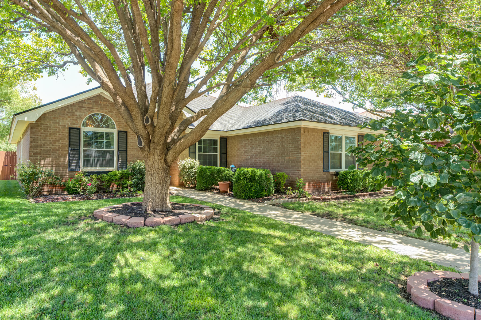 Property Photo: 3004 87th Street TX 79423