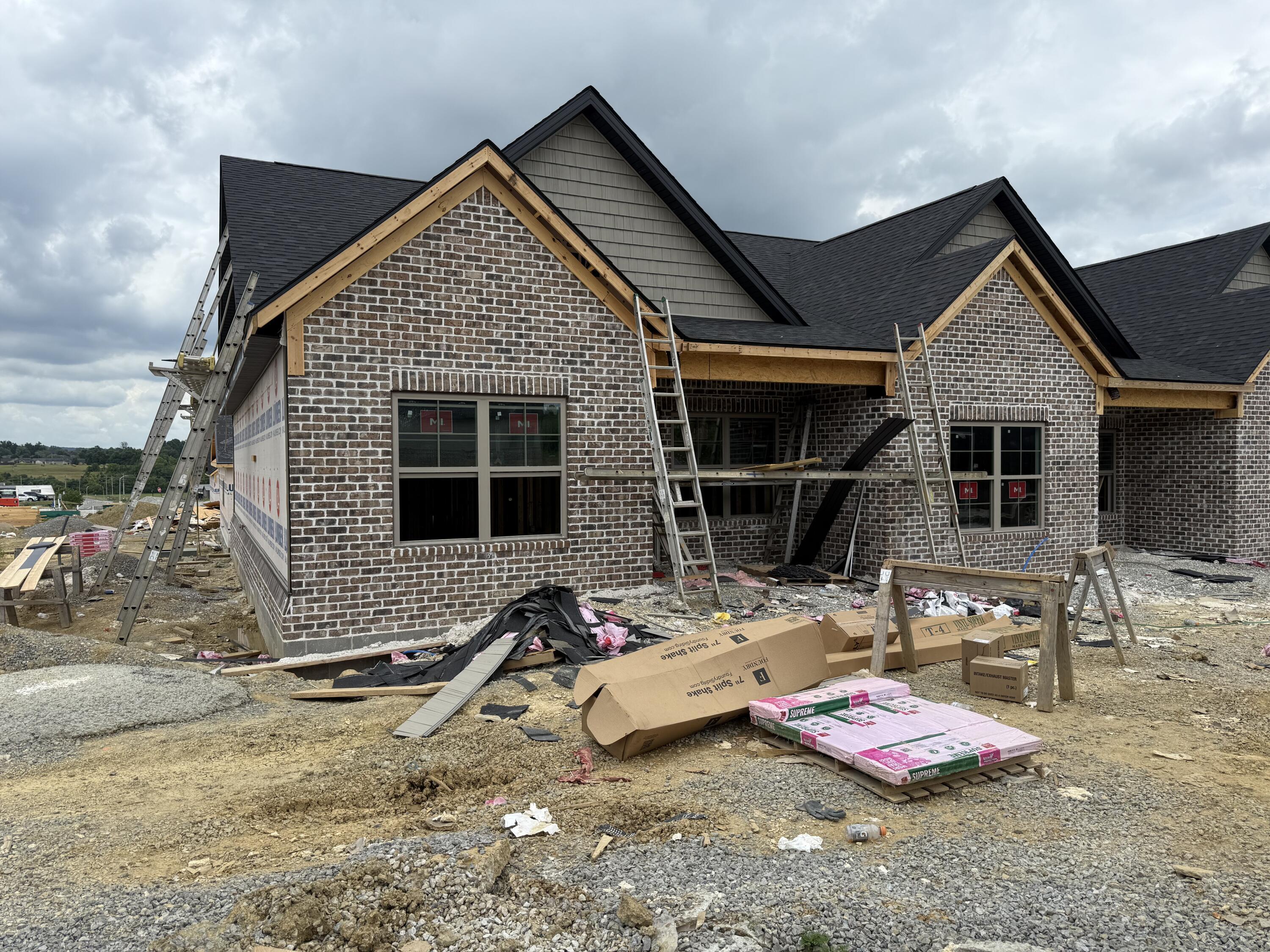Property Photo: 838 Ridgewood Drive KY 40403