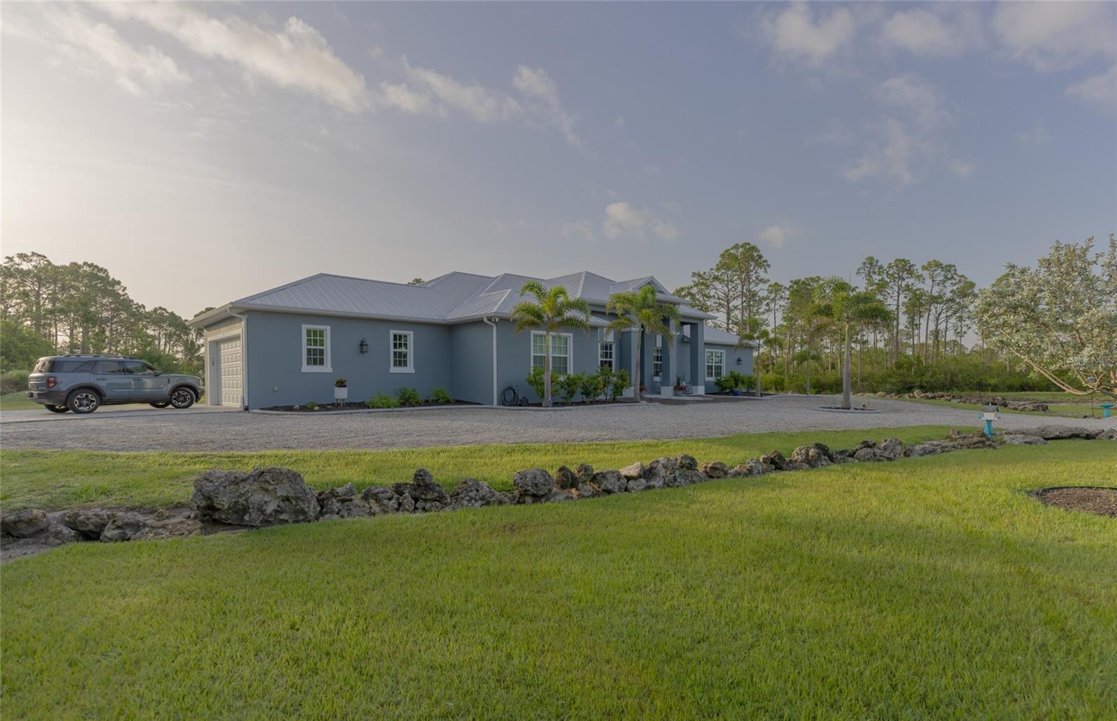 Property Photo: 9016 Falcon Court FL 34293