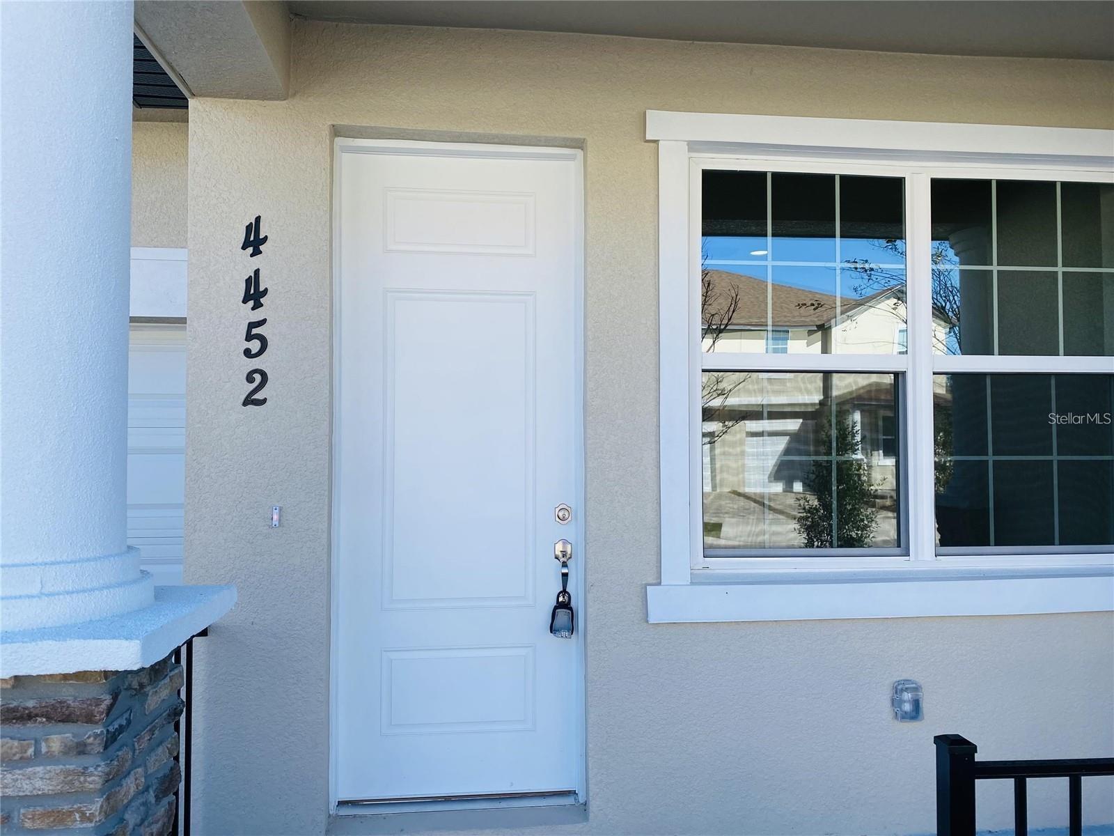 Property Photo: 4452 Summer Flowers Place FL 34746