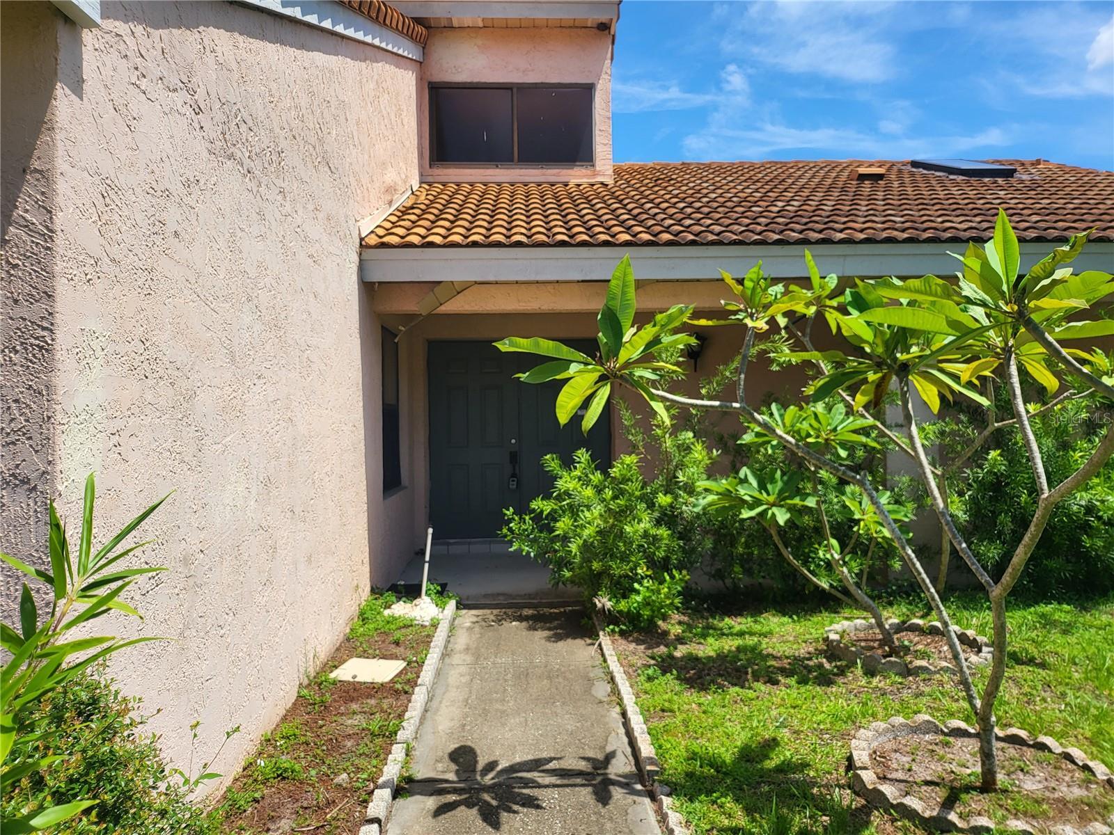 Property Photo: 5915 Crystal View Drive FL 32819