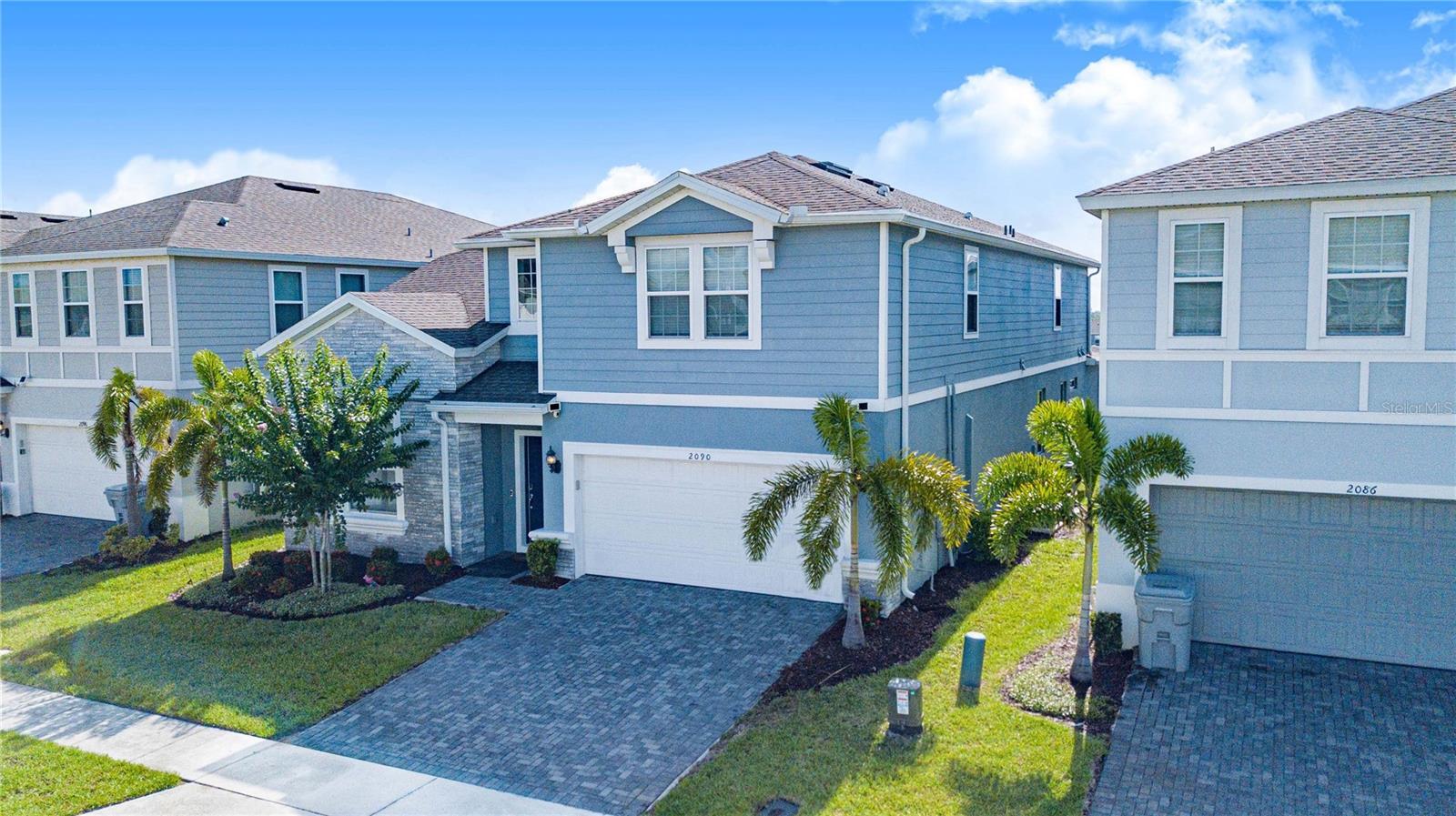 Property Photo: 2090 Lelani Circle FL 33897