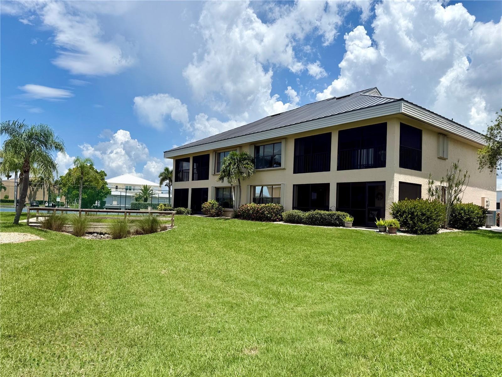 Property Photo:  1335 Rock Dove Court 111  FL 33950 
