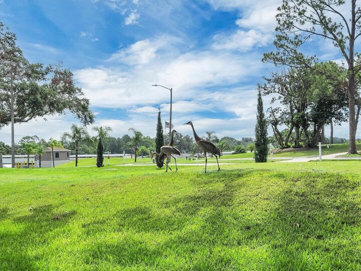 Property Photo: 502 Par Pines Boulevard FL 33837