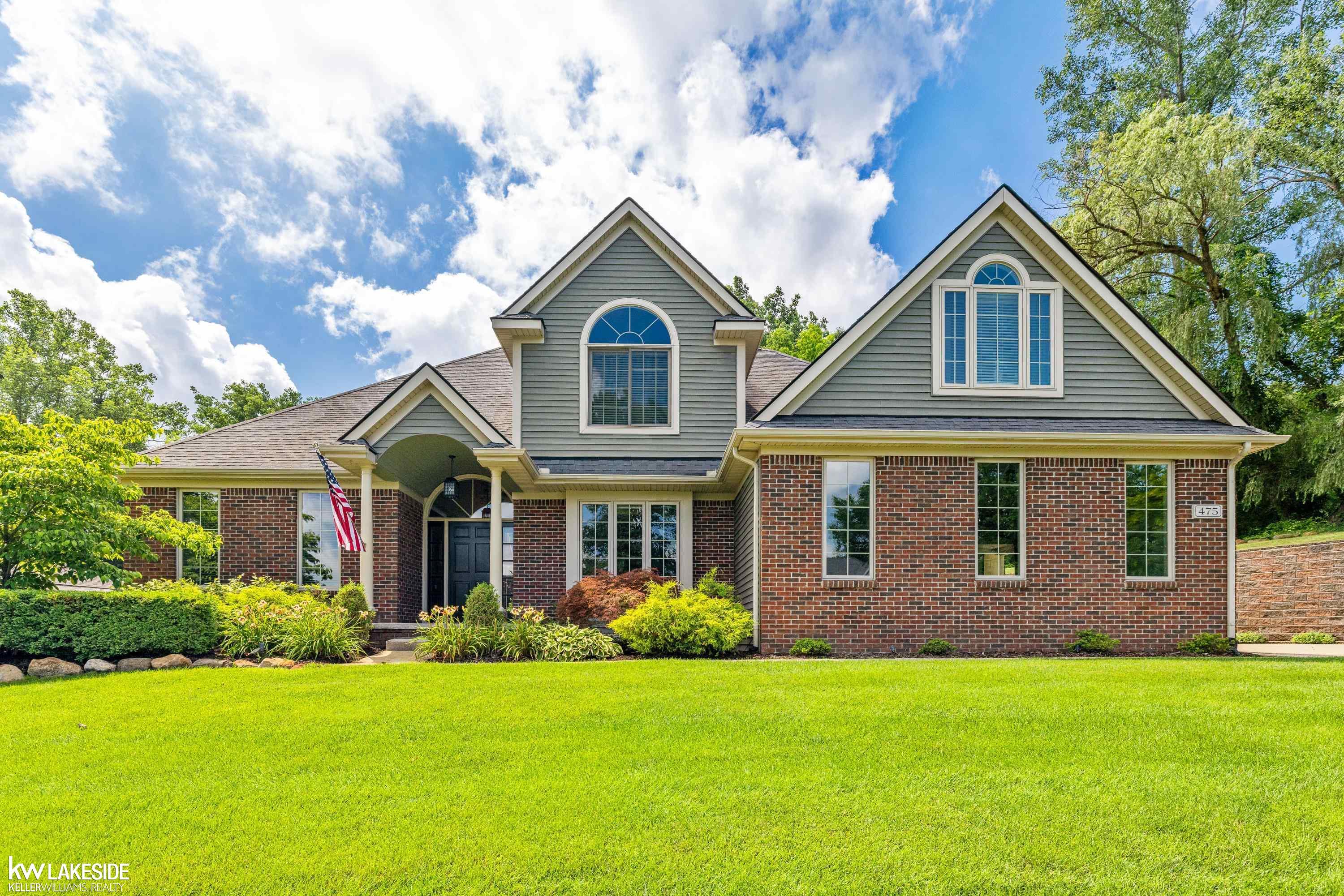 Property Photo: 475 Aarons Way Street MI 48462