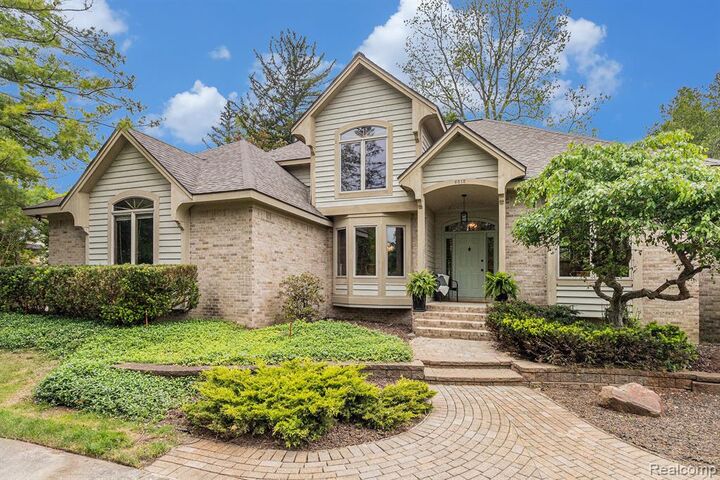 6512 White Lake Road  Clarkston MI 48346 1585 photo