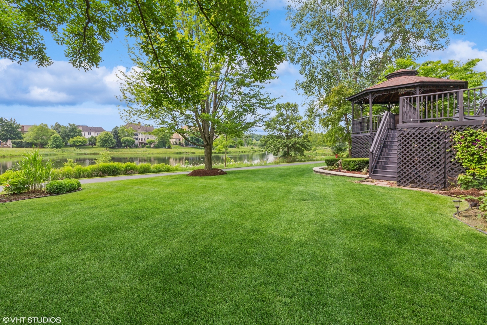 Property Photo:  3304 Rollingridge Road  IL 60564 