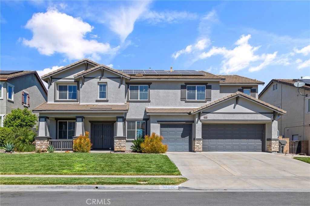 Property Photo: 33883 Vinca Lane CA 92563