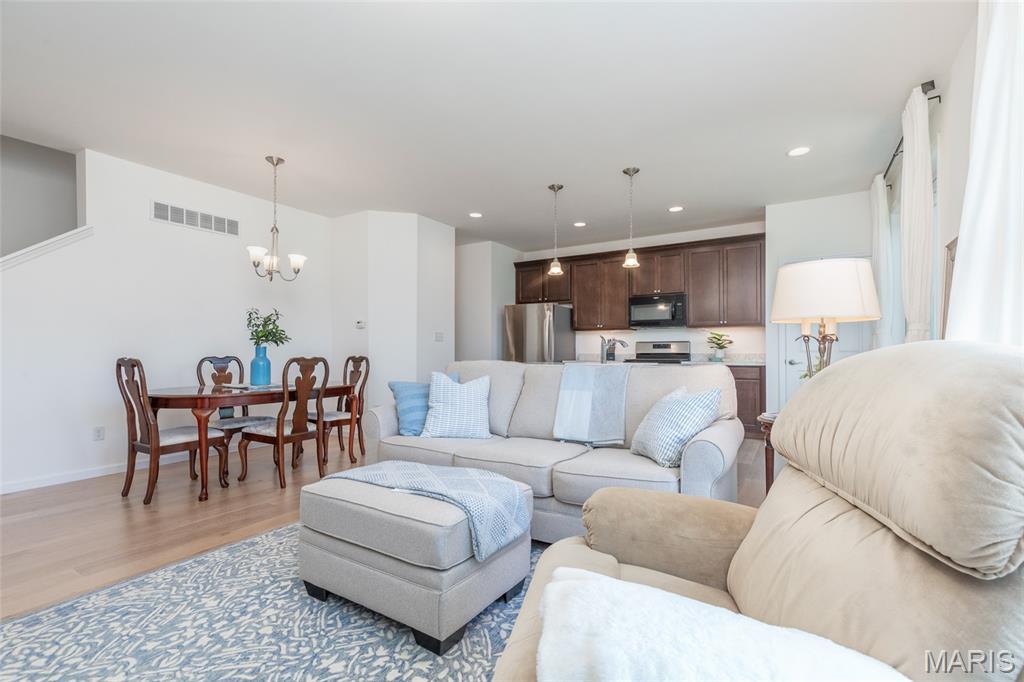 Property Photo:  9 Vera Place  MO 63303 