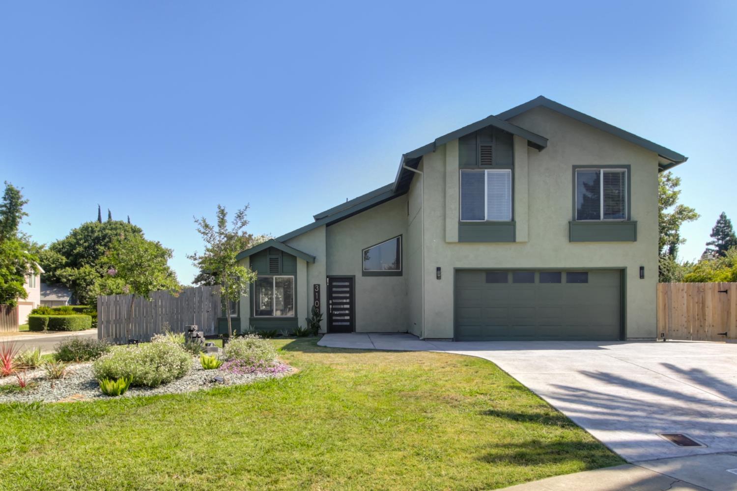 Property Photo: 3103 Prince Henry Drive CA 95833