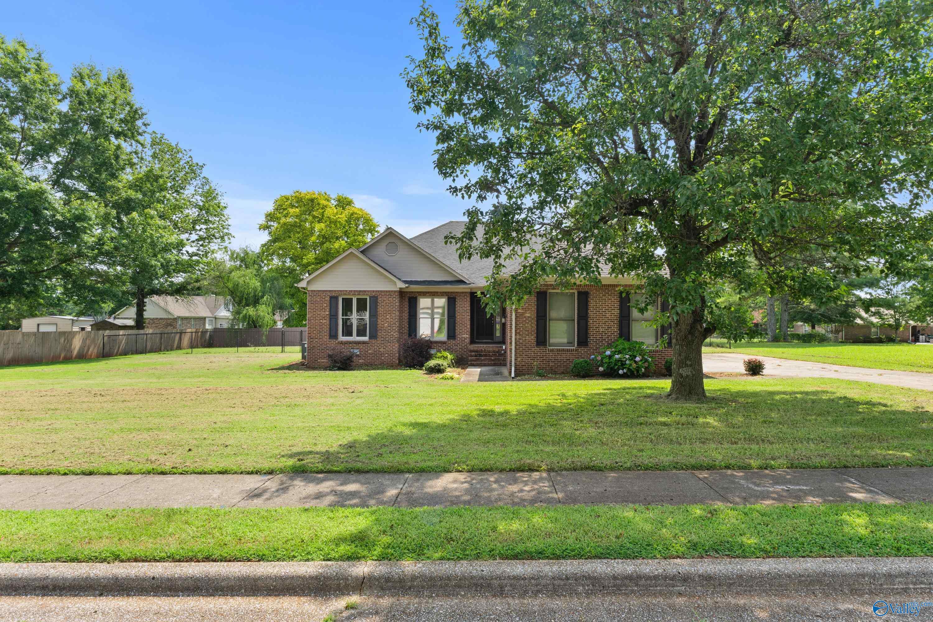 Property Photo:  119 Amethyst Drive  AL 35810 