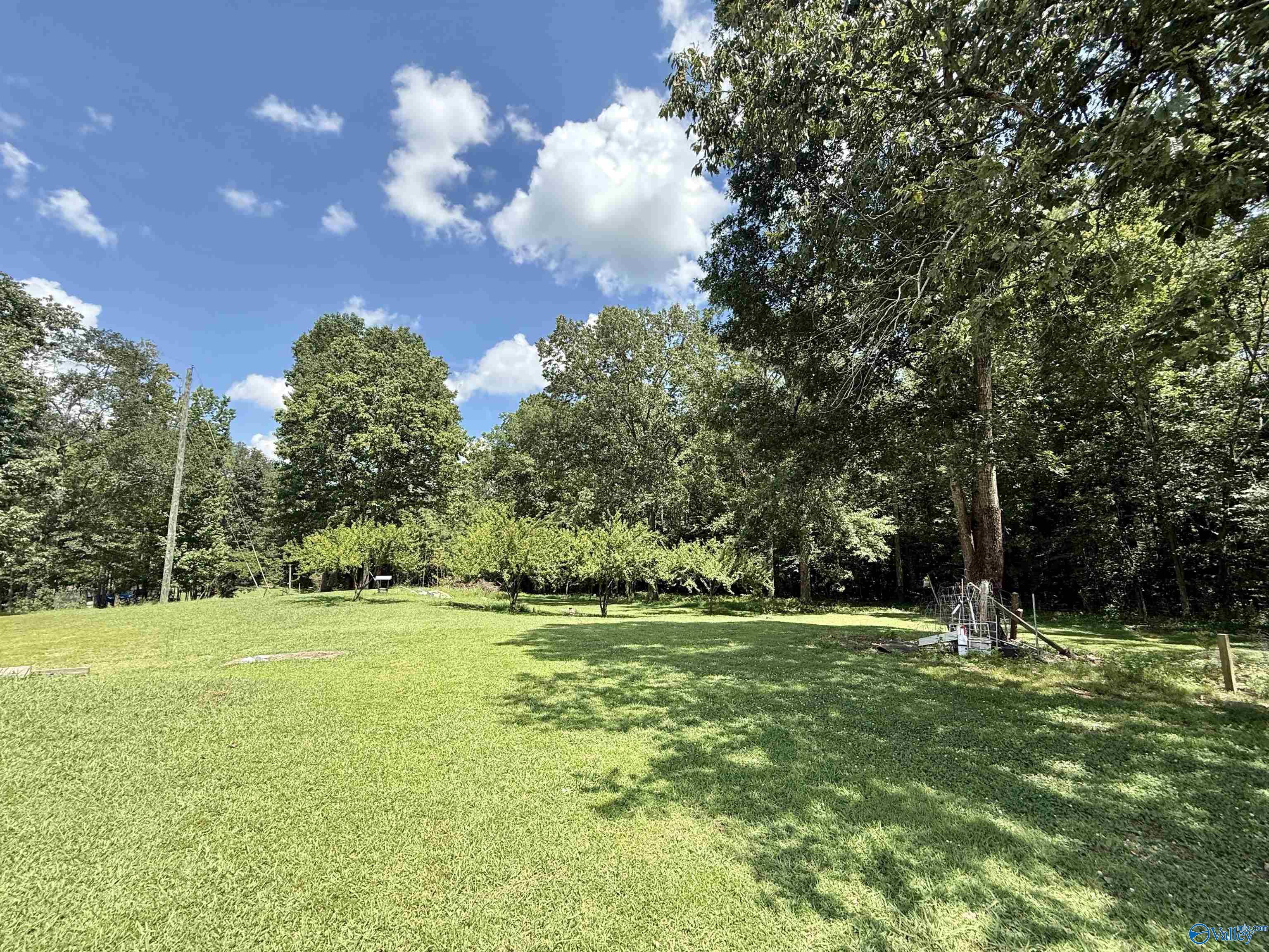 Property Photo:  1905 Whites Chapel Road  AL 35901 