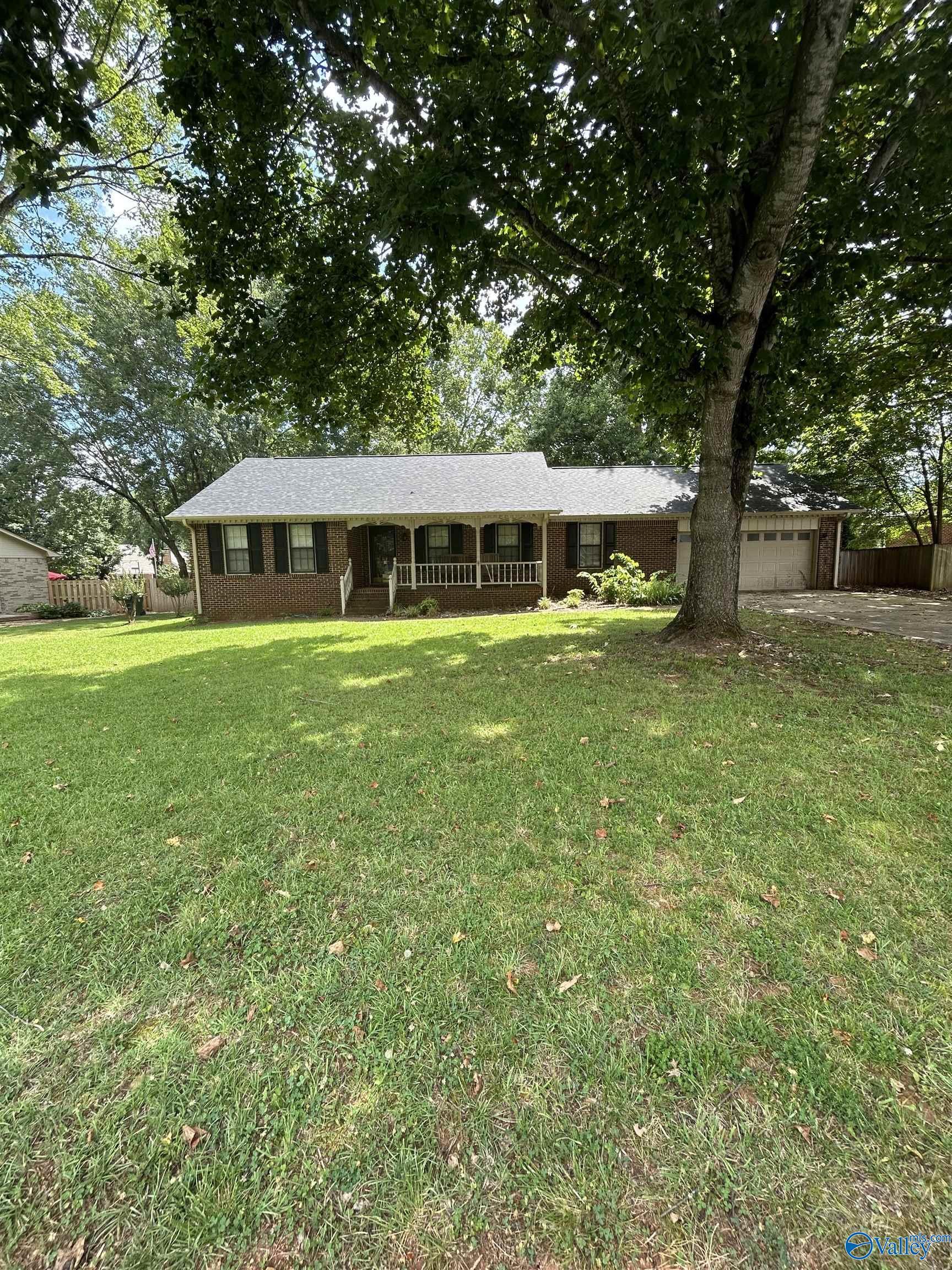 105 Yorkshire Drive  Madison AL 35758 photo